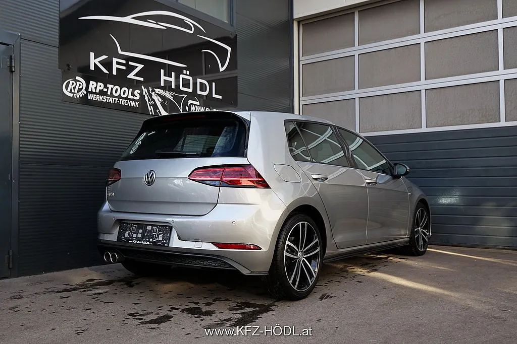 Volkswagen Golf GTD 2,0 TDI Image 2